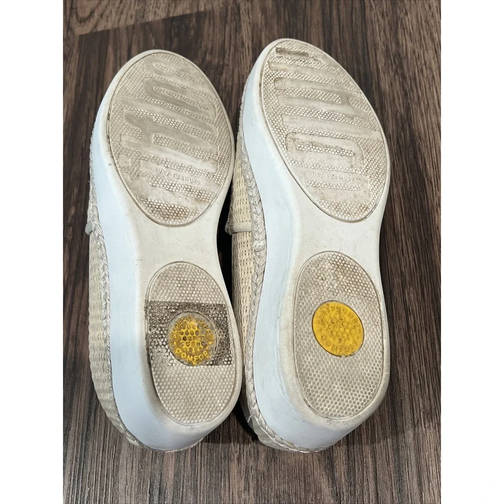 Fitflop Womens  ivory embossed Fashion Loafers Shoes Size 9 Stile CU9-031